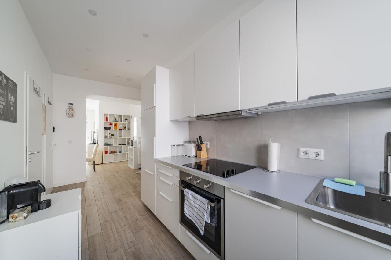 Stylish And Well Located Near Belvedere Apartmán